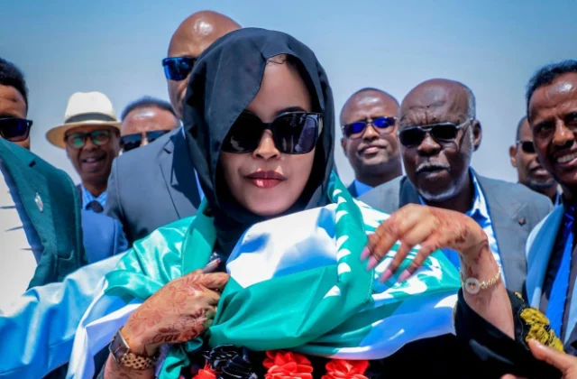 Faahiimo Quuje iyo Waqooyi Bari: Suurtagalnimada isbeddel siyaasadeed oo ballaaran