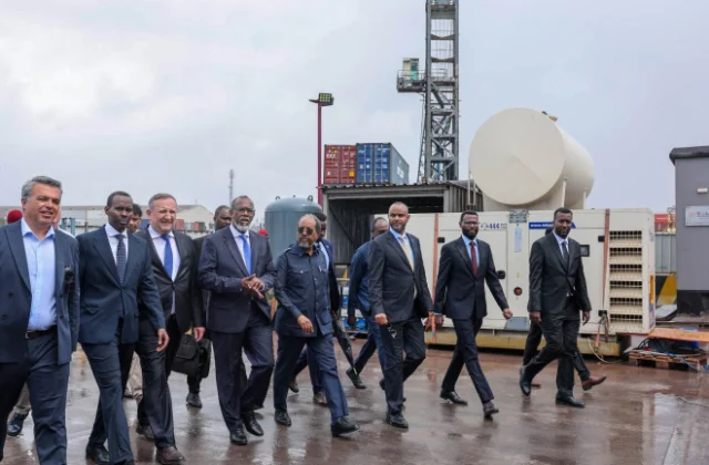 President Mohamud Tours Mogadishu Port, Urges Faster Modernization