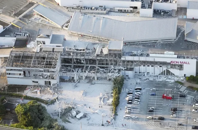 Rescuers search for survivors after Japan quake collapses buildings