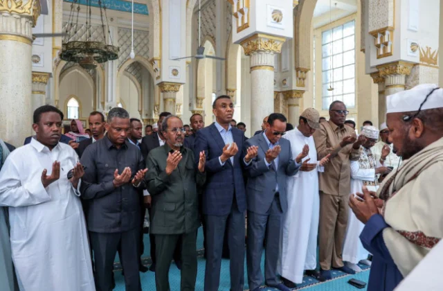 Somali President Attends Funeral Prayer for Imam Mohamed Yusuf Ali