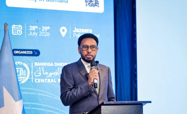 Somali finance minister warns of falling income, urges private sector growth