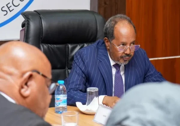 Somalia’s International Partners Weigh Alternatives if Election Talks Fail, Sources Say