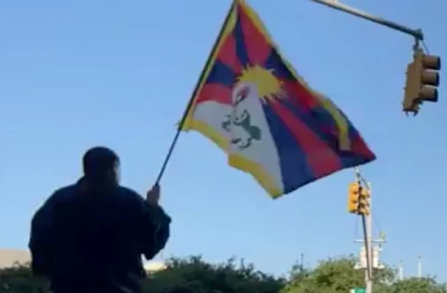 Tibet campaigner dies after self-immolation outside UN headquarters