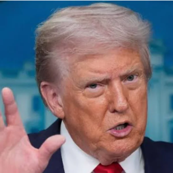 Trump Halts Additional U.S. Strikes on Iran as Diplomacy Advances