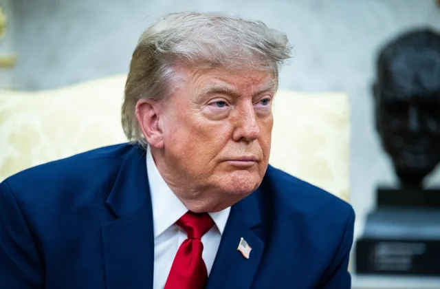 US Launches New Strikes on Iran, Reimposes Naval Blockade