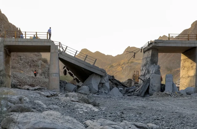 US Renews Iran Strikes After Military Personnel Killed
