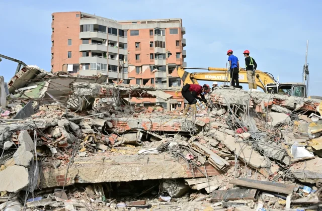 Venezuela earthquake death toll rises to nearly 3,000