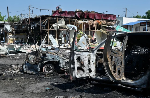 10 Killed in Kharkiv as Ukraine Strikes Moscow With Drones