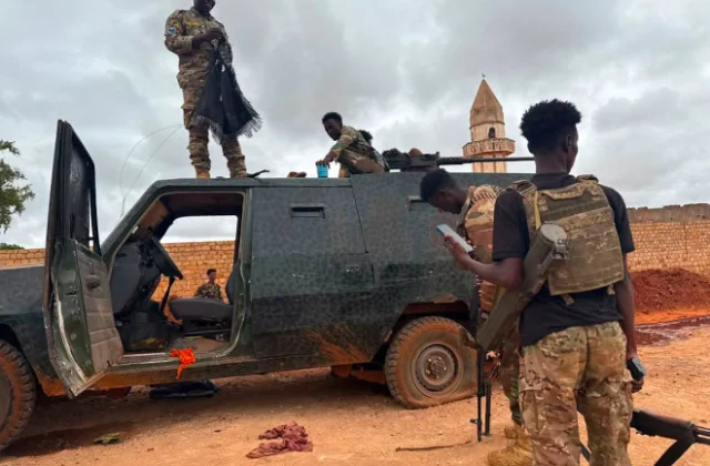 Federal troops clash with Laftagareen-aligned opposition forces in Baidoa