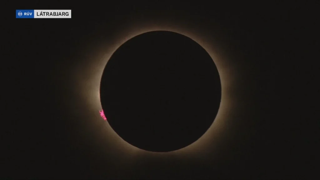 Iceland experiences 'once in a lifetime' full solar eclipse