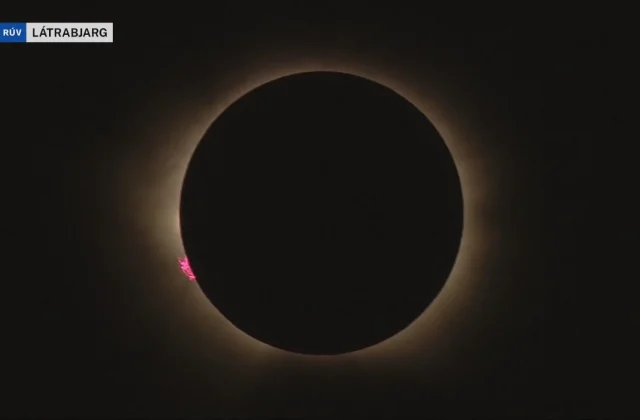 Iceland witnesses a total solar eclipse described as “once in a lifetime”