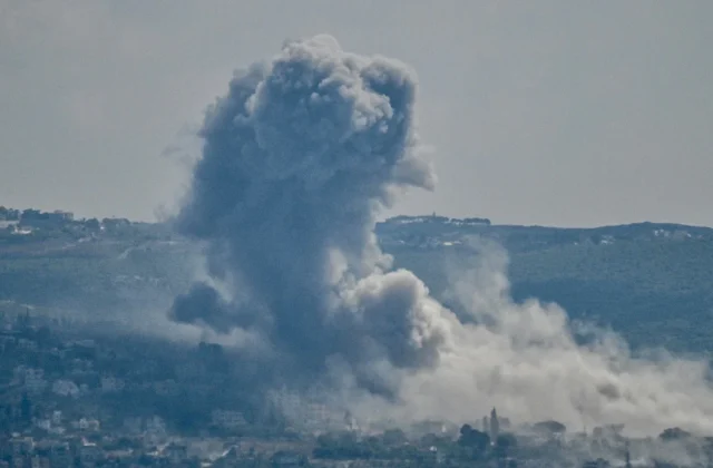 Israel Rejects Further Withdrawal From Southern Lebanon at Talks, Source Says