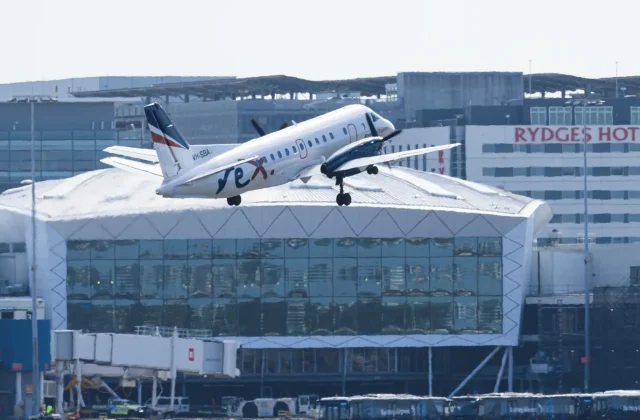 Near Collision at Sydney Airport Prompts Investigation