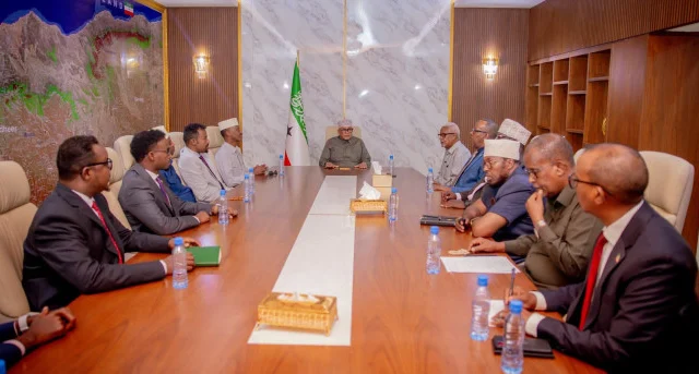 North Western State of Somalia President Meets Former Northeastern MPs After Their Defection to Hargeisa