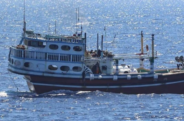 Pakistan FM urges intensified diplomacy to secure release of hostages held by Somali pirates