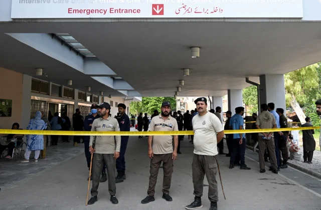 Pakistan Hospital Fire Kills 14 Children, Local Authority Says