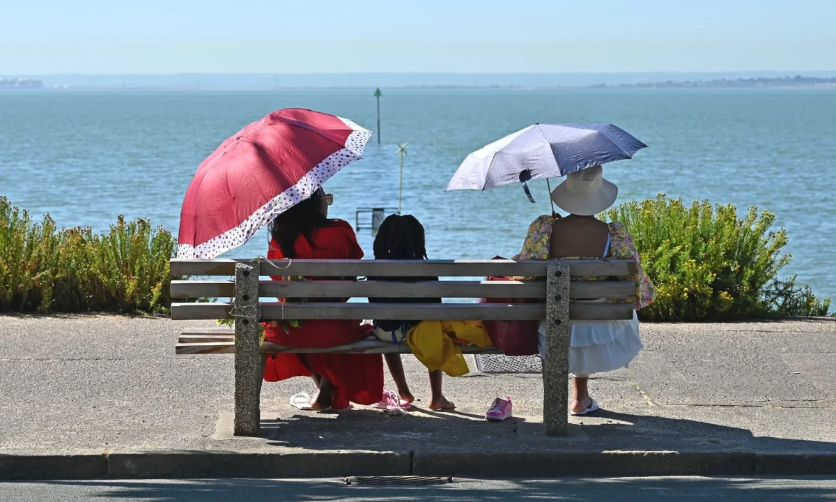 Live
            
            
            
                Parts of Europe set for temperatures above 35C
            
        
            
        
        
            
                
                    Europe