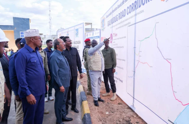 Somali President Launches First Phase of Dhusamareb Road Project