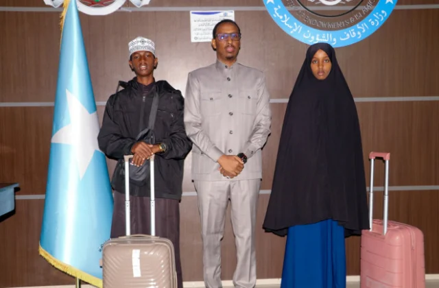 Somalia Sends Two Students to International Quran Competition in Saudi Arabia
