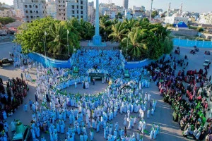 Somalis Celebrate Mawlid With Chants, Marches and Camel Donations