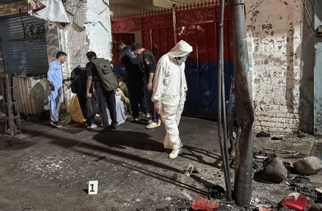 Suspected Suicide Bombing Outside Pakistan Police Station Kills at Least 14