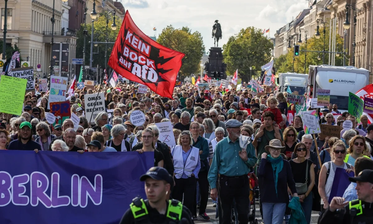 
        
        Around 150,000 protest against far-right AfD across Germany
    