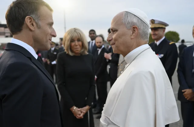 Pope Leo Ends French Trip Urging Europe to Combat ‘Lies and Deceit’