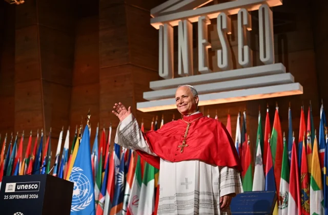 Pope Leo warns UN could become a “charade” during Paris visit