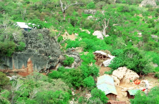 Puntland State and US Confirm Operation Targeting Al-Shabaab Weapons Depot in Somalia
