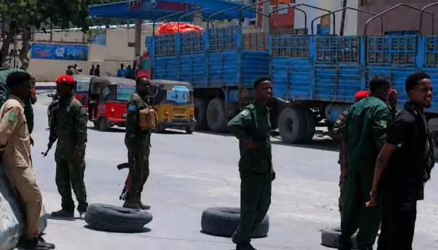 Somali correctional officers block roads near Mogadishu prison over unpaid salaries