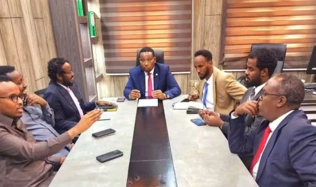 Somali lawmakers summon defense minister over reported cuts to soldiers’ benefits