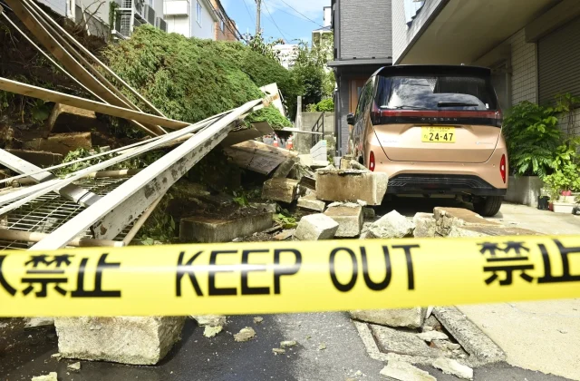 Typhoon Dujuan Kills at Least Four in Japan, Cuts Power to 45,000 Homes