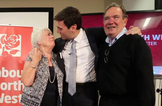 UK PM Andy Burnham Cancels Events Following Father’s Death