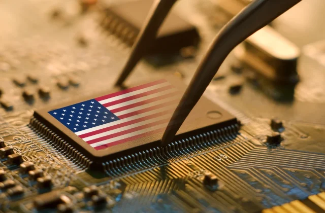 US Politicians Back AI Development Despite Industry Warnings