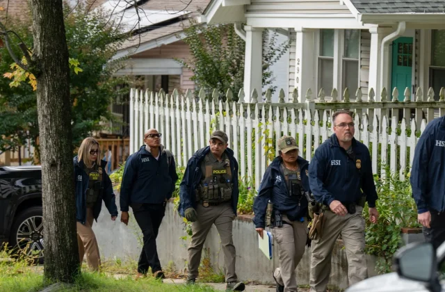 Democrats Condemn Federal Search of Rep. Ilhan Omar’s Home