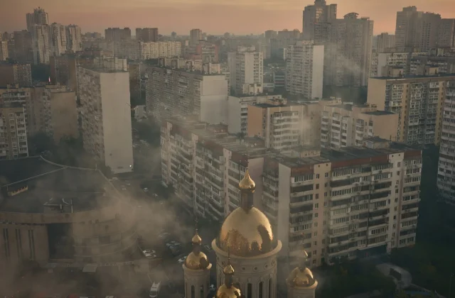 Kyiv Mayor Says Russian Attacks Are “Tearing Kyiv Apart”