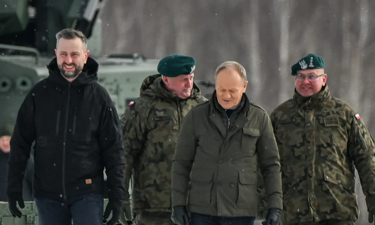 
        
        Man arrested after 'serious' threat to Polish PM and minister
    