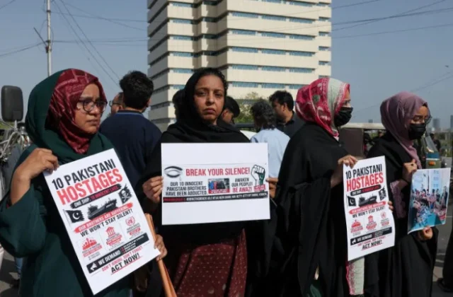 Pakistani Survivors of Hijacked Tanker Moved to Somali City as Islamabad Seeks Their Return
