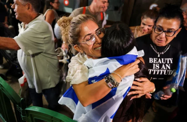 Passengers foil Dubai-Tel Aviv crash attempt after co-pilot stabs pilot, Israel says