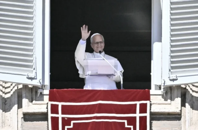 Pope to Undergo Surgery to Remove Small Growth on Lung
