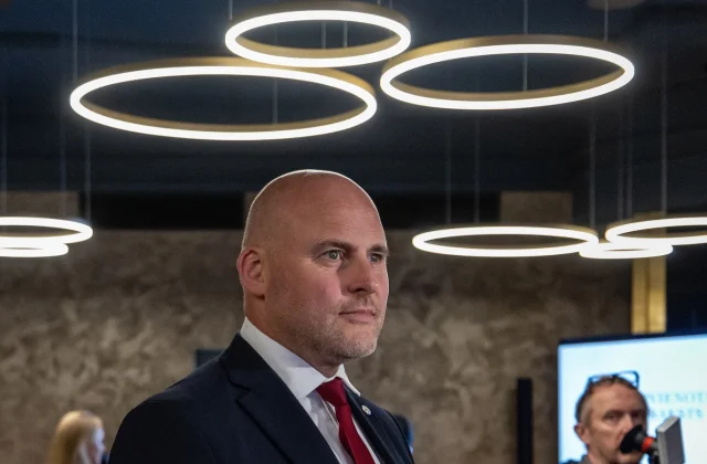 Pro-Europe Latvian PM Tops Poll Dominated by Russia, Social Concerns