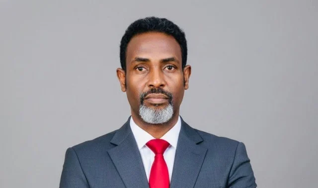 Soomaaliya: Qaran laba jeer la duminayo iyo hoggaan aan taariikhda waxba ka baran