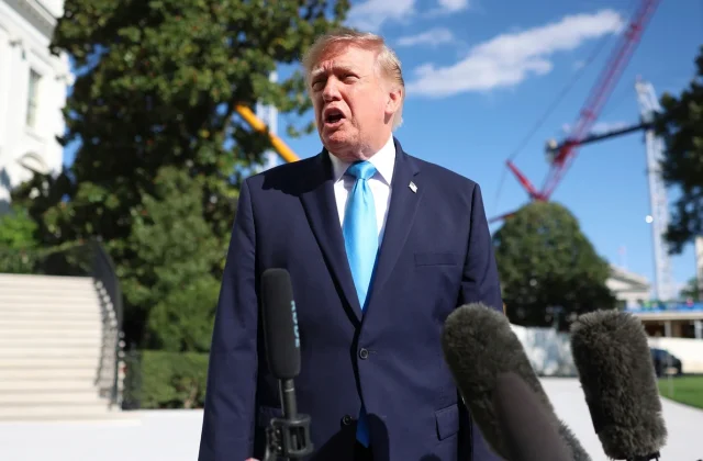 Trump says threats prompted US withdrawal of bombers from UK base