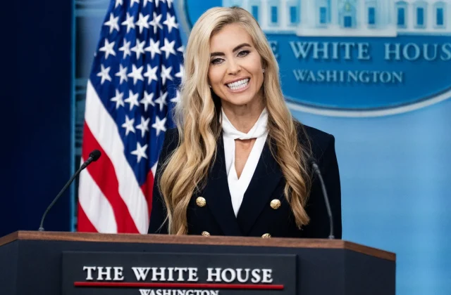 Trump’s new press secretary faces scrutiny over credentials